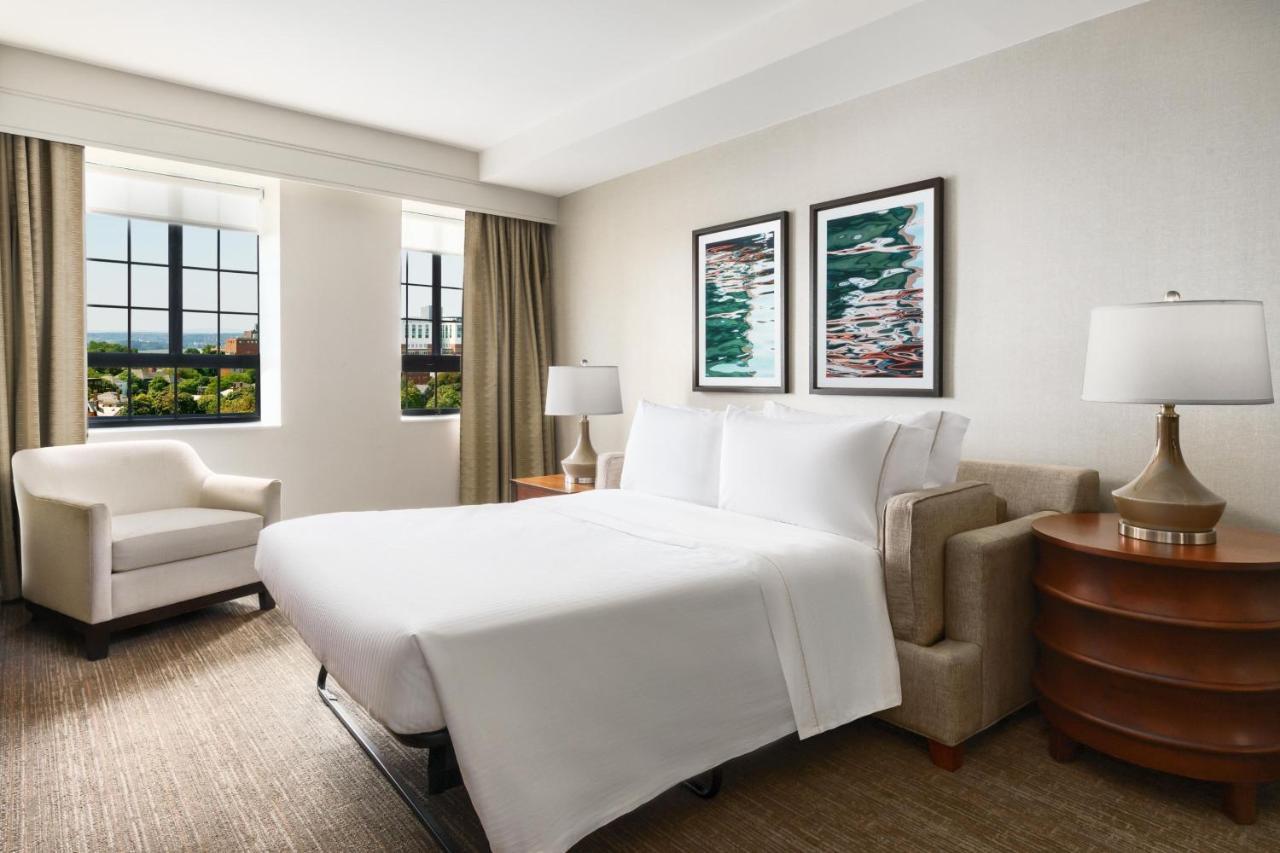 Отель The Westin Portland Harborview Экстерьер фото