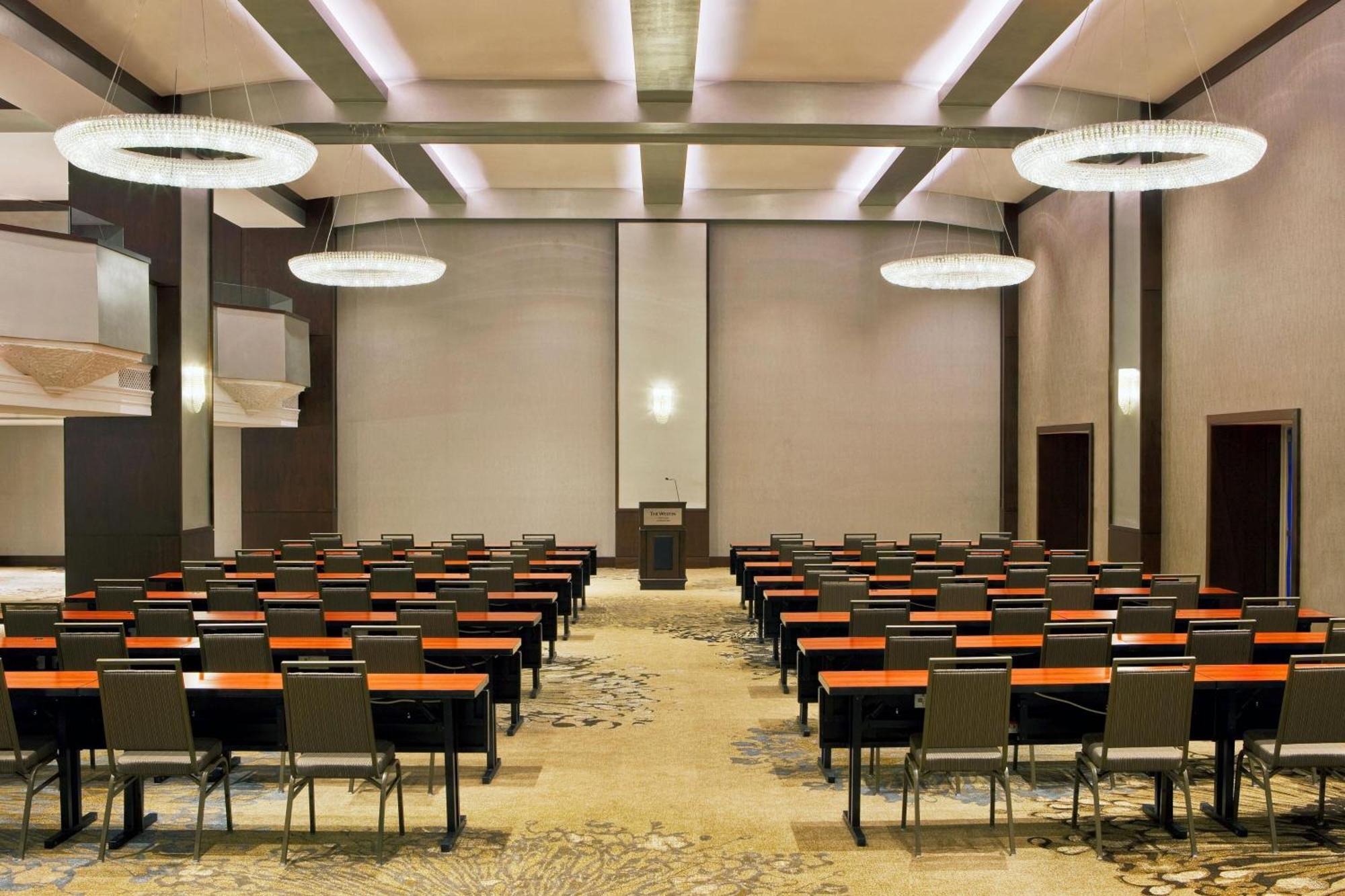 Отель The Westin Portland Harborview Экстерьер фото