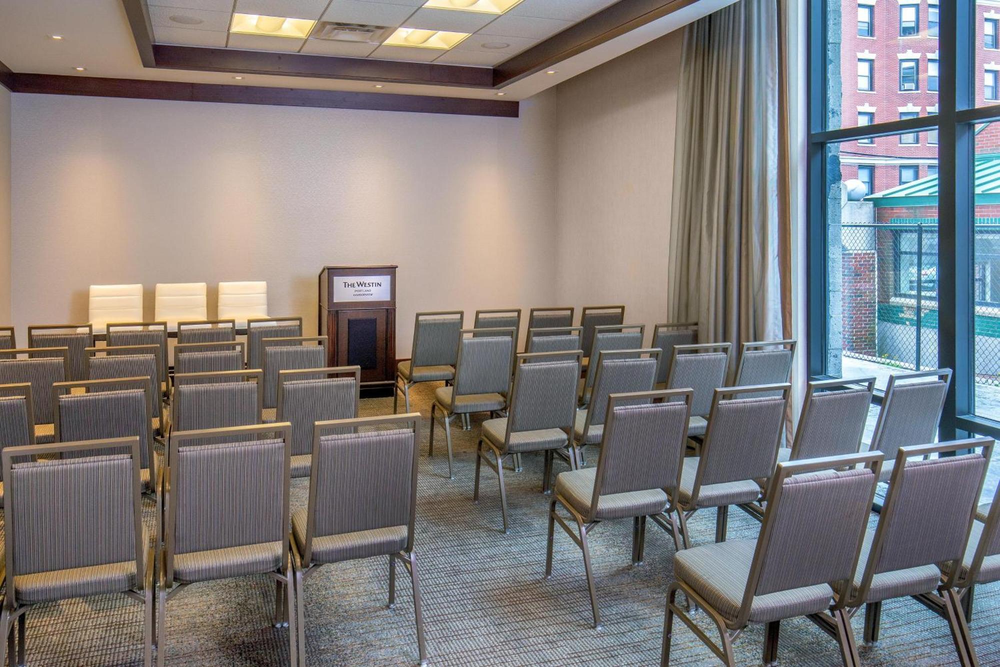 Отель The Westin Portland Harborview Экстерьер фото