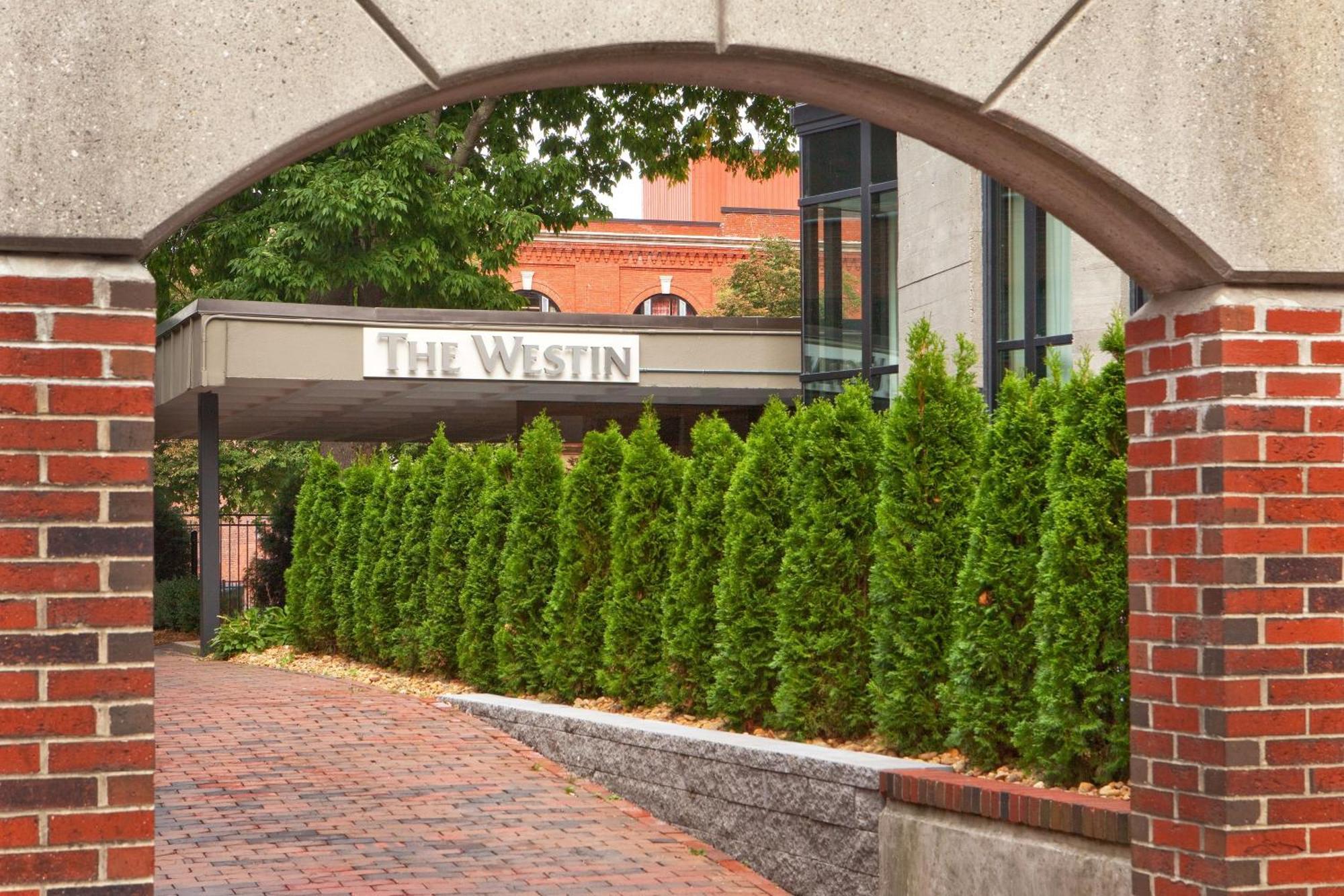 Отель The Westin Portland Harborview Экстерьер фото