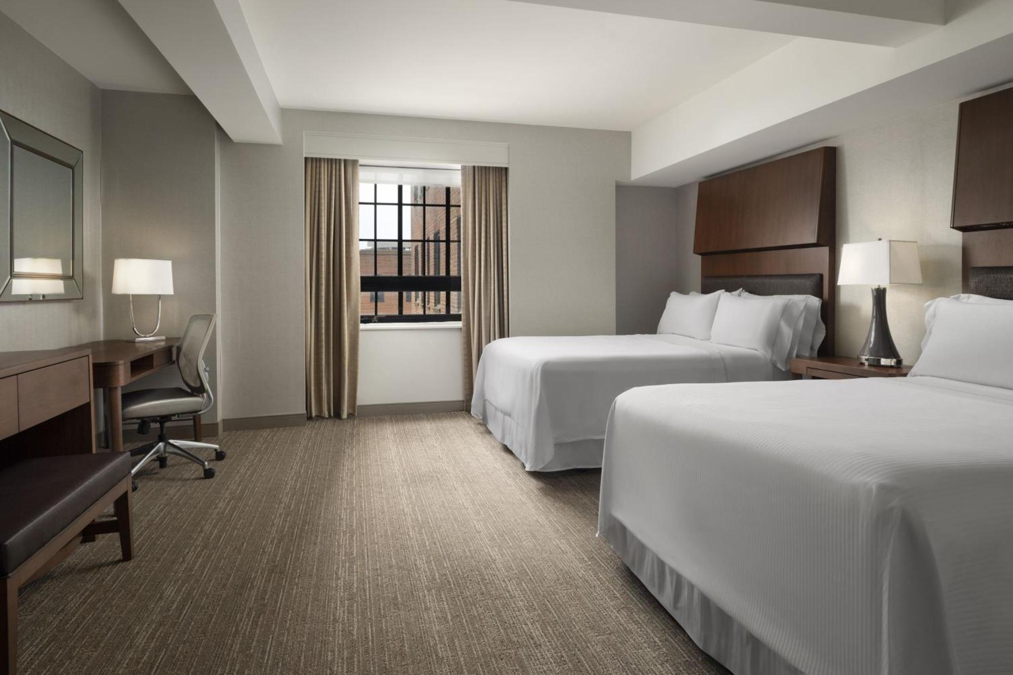 Отель The Westin Portland Harborview Экстерьер фото